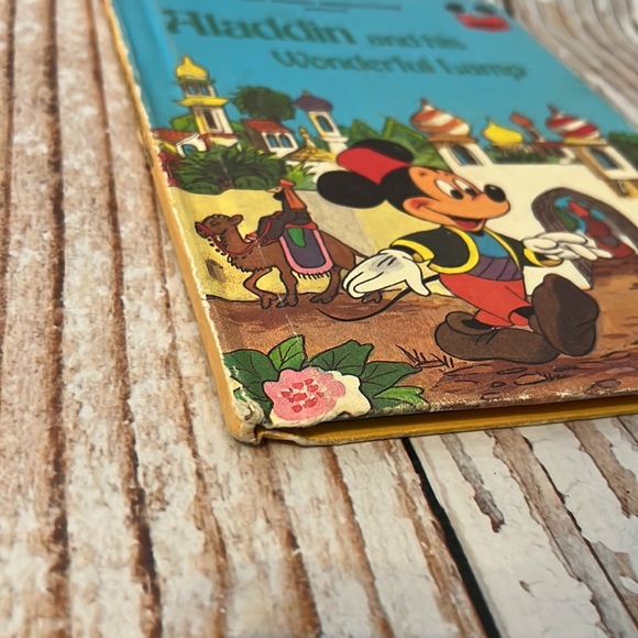 Walt Disney’s Aladdin and his Wonderful Lamp - Picture 2 of 10